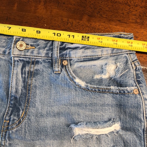 KanCan Distressed Fringe Denim Shorts - Picture 8 of 11